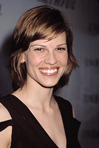 Posterazzi Hilary Swank At Premiere Of Unfaithful Ny 5/6/2002 Poster