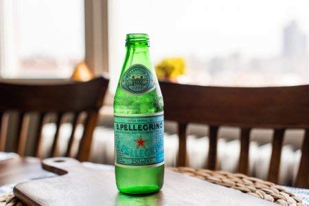 Água Mineral San Pellegrino Com Gás 250 ml Vidro