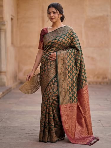 Image of AKHILAM Women's Georgette Embellished Designer Saree With Unstitched Blouse Piece