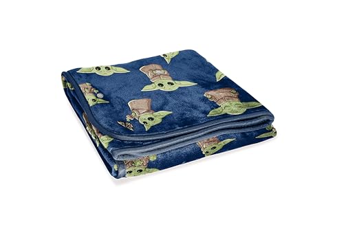 Image of Jay Franco Star Wars The Mandalorian Plush Throw Blanket - Measures 50 x 60 Inches - Kids Super Soft Fleece Bedding Features Baby Yoda, Grogu
