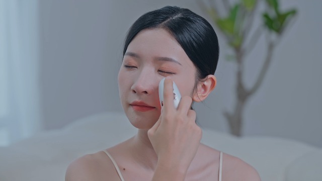 Amazon.co.jp: 【TV紹介✕人気雑誌掲載】ANLAN 温冷リフトかっさ 美顔