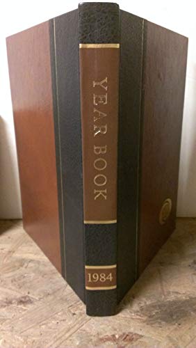 World Book Year Book 0716604841 Book Cover