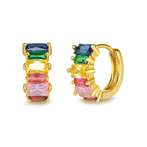 Petites boucles d'oreilles créoles pour femme en argent et zircon à porter au quotidien