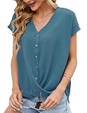 Ufwändig Verarbeitet: Diese umwerfende shirts damen ist ein exquisites Kleidungsstück, das Eleganz und Stil ausstrahlt. Dieser V-Ausschnitt ist universell schmeichelhaft, da er die perfekte Balance zwischen Bescheidenheit und Sexiness findet. Das Button-Down-Design verleiht der Bluse einen klassischen Touch, während das Twist-Front-Detail am Saum einen einzigartigen und trendigen Twist hinzufügt. Deshalb werden sie dieses vielseitige damen longbluse in ihrer garderobe haben wollen!