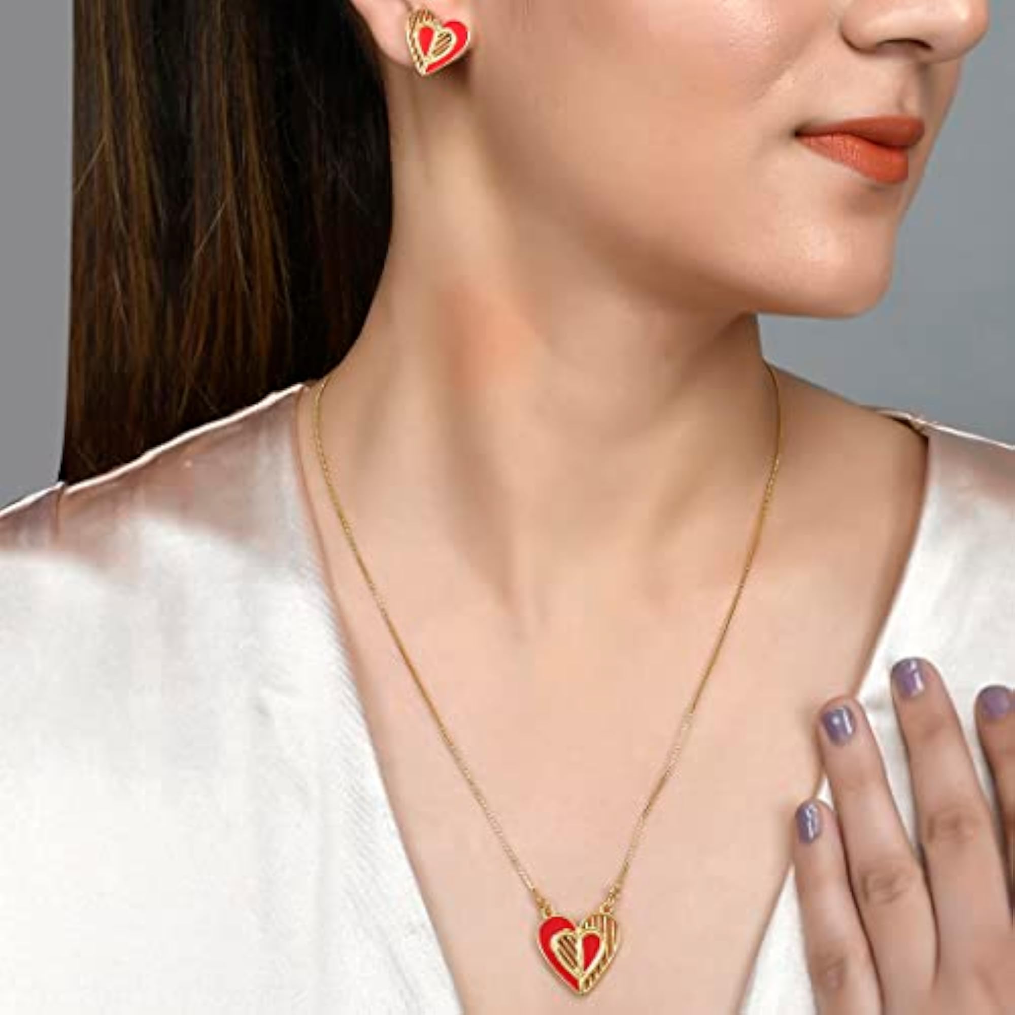 Edgy Hearts Pendant Set - Black and Silver