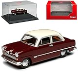 Das Modell befindet sich in einer stilvollen passenden originalen Herpa Verpackung, mit Sockel und Vitrine.