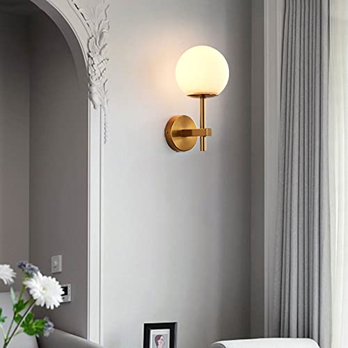 Lámparas de pared de cabecera for dormitorio en metal noble y cristal opalino de diseño 4