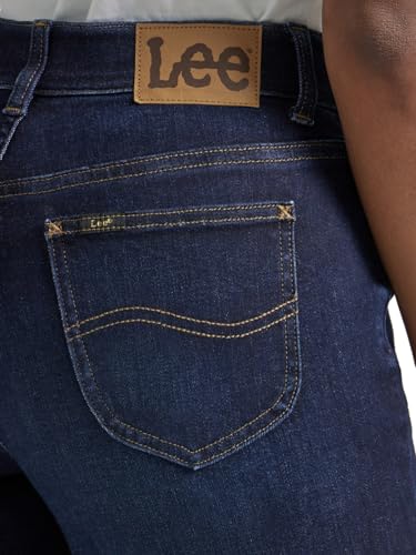 Image of Lee Women's Petite Ultra Lux Comfort with Flex Motion Straight Leg Jean