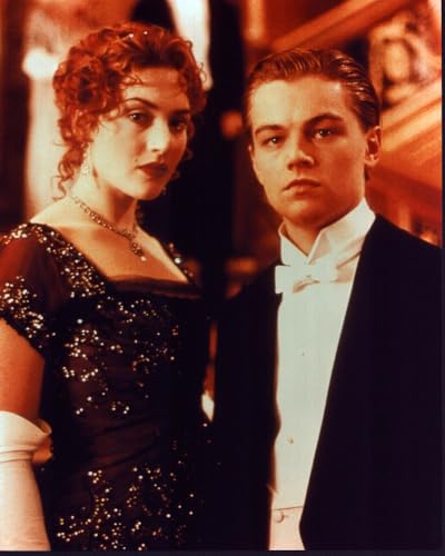 Kate Winslet And Leonardo Dicaprio Posed For Titanic Photo Print (8 x 10) - Item # MVM70437