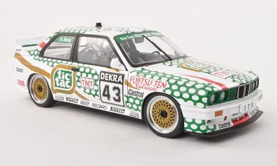 絶版　1/18　絶版　オートアート　ＢＭＷ　Ｅ３０　チック　タック　＃４３ 1/18 AUTOart 1991 BMW E30 M3 DTM #43 Diecast Car Model 89147