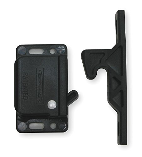 Grab Catch, Pull-to-Open, Spring, 3 lb.