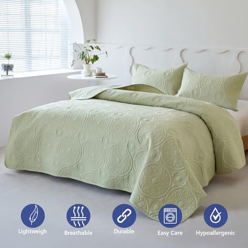 Simple&Opulence Quilted Bedspreads King Size-3 Pcs Soft Reversible Microfiber Bed Spread Coverlet,Floral Embossed Bed Throw Set with 2 Pillowcases for Bedroom Decor,240x260cm,Sage Green