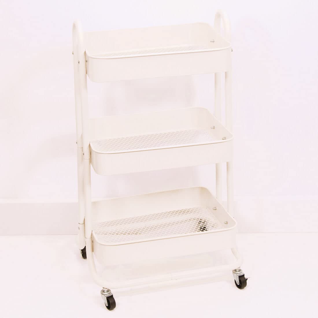Craftelier - Organisatiewagen van metaal met 3 planken | 4 360° draaibare wielen met remmen | max. draaglast 2,99 kg | afstand tussen de planken 25,5 cm | afmetingen 78 x 40 cm - roze