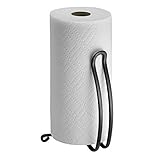 EINFACHES SYSTEM: Stellen Sie den Papiertuchhalter da hin, wo Platz ist. Sie brauchen zur Befestigung kein handwerkliches Geschick - stellen Sie den Küchenkrepp Halter einfach auf seine Füße.