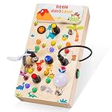 【Montessori LED Busy Board】 Dieses Vorschul-Busy Board-Spielzeug ist für Kleinkinder im Alter von 1–3 Jahren konzipiert. Im Lieferumfang sind 1 Hauptschalter und 8 Stilschalter sowie 15 LED-Leuchtmittel enthalten. Das sensorische Board wird die Kinder länger als eine Stunde beschäftigen. Benötigt 2 AAA-Batterien, diese sind jedoch nicht im Lieferumfang enthalten.