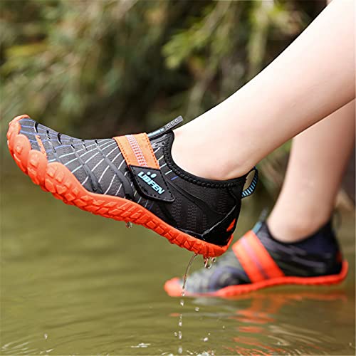image for UBFEN Water Shoes for Kids Boys Girls Aqua Socks Barefoot Beach Sports