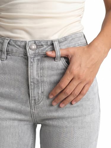 Image of Urbano Fashion Women's Mid Rise Bootcut Washed Jeans Stretchable