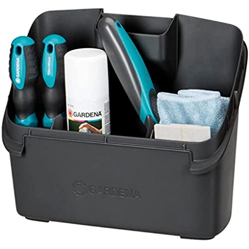 Gardena Kit d'entretien robots : kit d'accessoires pour le nettoyage et l'entretien du robot tondeuse Gardena, avec tampon abrasif, brosses, spray nettoyant pour plastique et tournevis (4067-20)