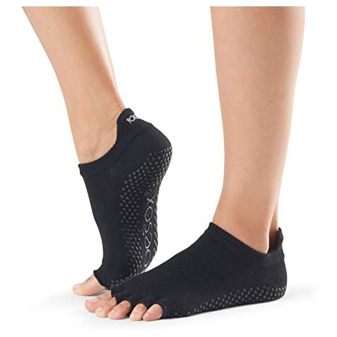 Toesox Unisex's Half Toe Low Rise Yoga & Pilates Grip Sock, Black, M Cover