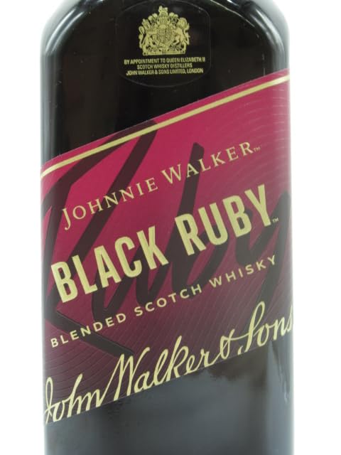 Amazon.co.jp: ジョニーウォーカー ブラックルビー 正規品 40度 700ml