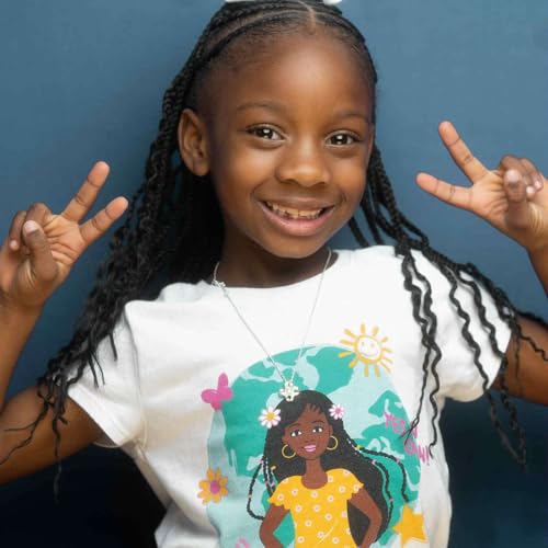 I talk with 7yo Sydney The Artist about her new book and her love of art