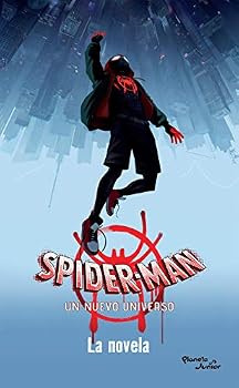 Paperback Spider-Man. Un nuevo universo. La novela [Spanish] Book
