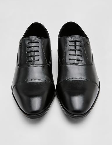 Image of Van Heusen Men Leather Formal Shoes