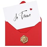 LA CARTE IDÉALE — Mesurant 15 x 10.5 cm, ce format carte postale est parfait pour accompagner un bouquet, un chocolat ou un autre présent. C’est le ​cadeau couple​ idéal pour la ​Saint-Valentin, un ​anniversaire​ de mariage, des ​fiançailles, la ​Fête des Mères​ ou simplement pour déclarer votre flamme.