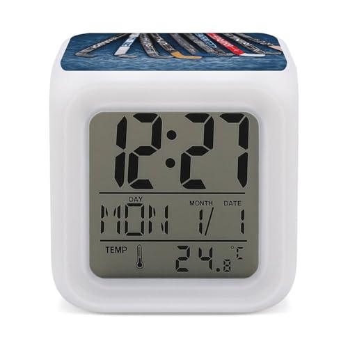 Reloj despertador hockey para mesita de noche con luz ambiental infantil de colores 2
