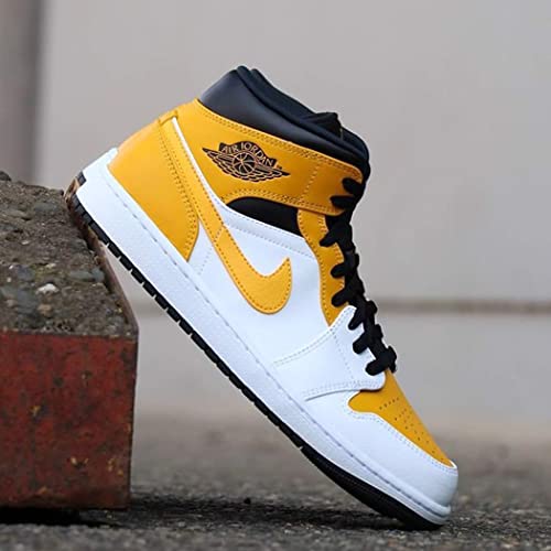 Image of Nike Men's Air Jordan 1 Mid Sneaker