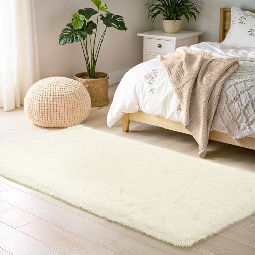 BEIMO Small Fluffy Faux Fur Bedside Rug 50x80cm, Soft Shaggy Rugs for Bedroom, High Pile Rugs, Non Shedding Plush, Solid Colour Shaggy Rug for Living Room, Cream