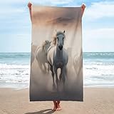 Anti sable: Serviette de plage est frabriquée de materiaux en microfibre, elle ne retient pas le sable. Il suffit de secouer doucement et vous aurez une serviette propre propre pour vous asseoir.