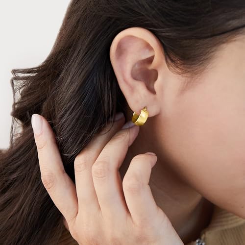 Ross-Simons Italian 14kt Yellow Gold Huggie Hoop Earrings4