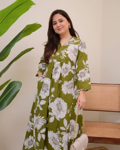 Image of Women Dark Green /Ligth Green /Chiku Viscose Rayon Kurti Pant Set