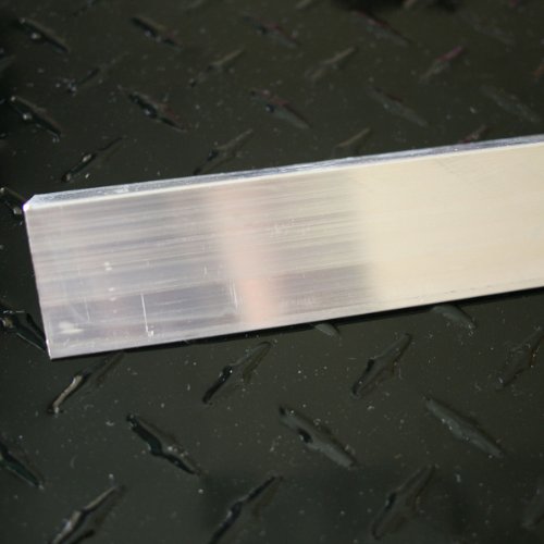 Image of M-D Building Products 58289 1-1 /2 in. x 1-1 /2 in. x 1 /16 in. x 72 in. Mill Aluminum Angle Shape