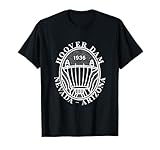 Grafica vintage della diga di Hoover con la nostra maglietta vintage retrò souvenir! Ideale per turisti, viaggiatori e appassionati di Nevada, Arizona, questo abbigliamento rende omaggio a una delle destinazioni più popolari d'America, mescolando la nostalgia con uno stile senza tempo