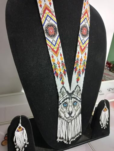 Gerdan ucraniano tradicional de cuentas, collar y pendientes Spirit Wolf multicolor 3