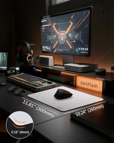 darkFlash Glas-Mauspad 11,8×10,2 Zoll, Ultra-Glatte, gehärtete Oberfläche, präzise Abtastung, rutschfeste Gummibasis, strapazierfähige geätzte Oberfläche, ideal für Gaming und Arbeit (Weiß)