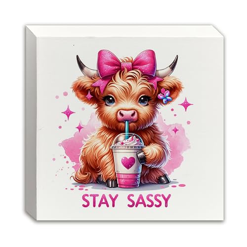 XUNLURY Coquette Pink Bow Highland Cow Wooden Box Sign, Highland Cow Gifts for Women, Stay Sassy Trendy Coffee Heifer Wood Block Sign for Home Office Desk Shelf Table Decor, 5x5 Inch