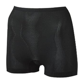 ellesse エレッセ  プレイスストレッチインサレーションパンツ　ブラック ellesse エレッセ プレイスストレッチインサレーションパンツ