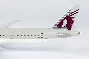 Amazon.co.jp: NGmodel カタール航空 777-300ER A7-BEE 1/400