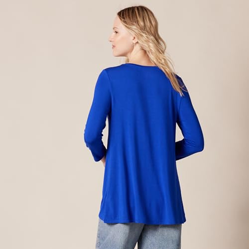 Amazon Essentials Women's 3/4 Sleeve V-Neck Swing T-Shirt (Available in Plus Size), Pack of 23