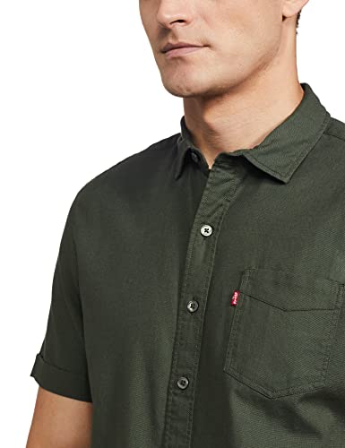 Image of Levi's Men's Solid Slim Fit Shirt