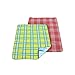 Produktbild greemotion Picknickdecke rot/grün kariert, wasserabweisende Gartendecke mit isolierender Aluminiumunterseite, Reisedecke für Camping und Ausflüge, keine Farbauswahl möglich