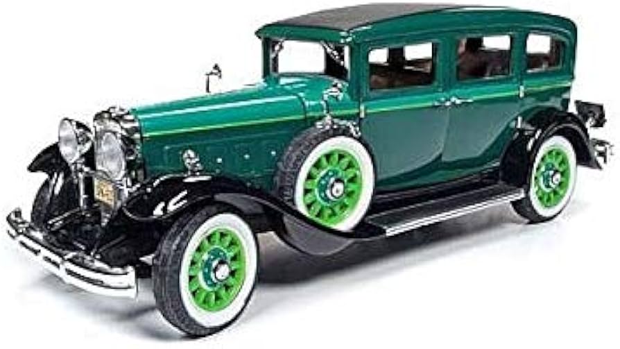 1/18 ミニカー 1931 ピアレス マスター 8 セダン 京商 1/18 ミニカー