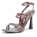 Essentiels de garde-robe : ces sandales sont un élément essentiel de toute garde-robe de saison