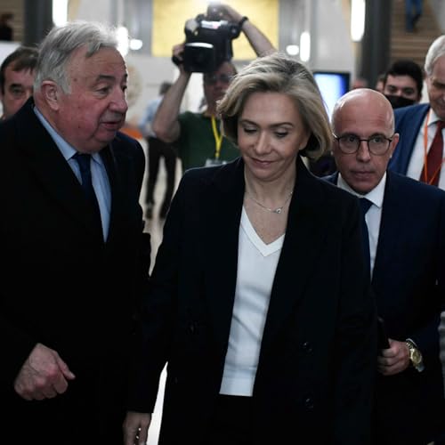 LR : si l'on te gilfe la joue droite, tend la gauche