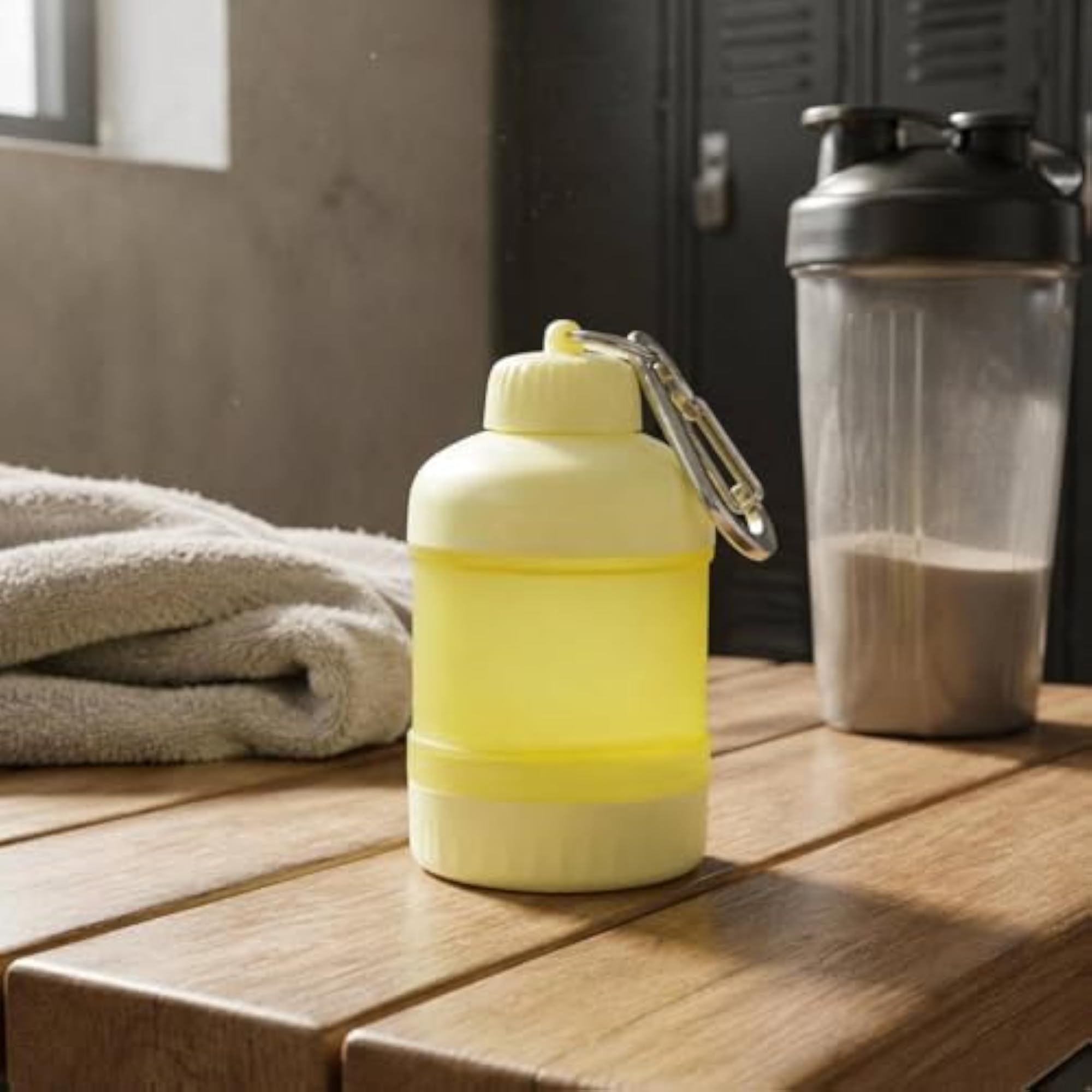 Portable Frosted Powder Container, Black, 1 Layer