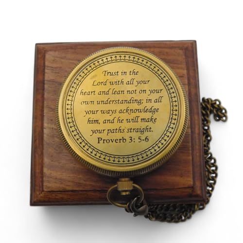 Brújula de latón - Cita grabada Sayings 3:5-6 - Brújula inspiradora cristiana para camping con caja de madera miniatura 3