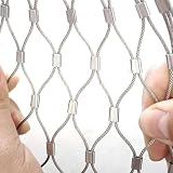 Superficie a rete liscia: questa rete da giardino in acciaio inossidabile presenta una superficie lucida, senza sbavature ed eccezionalmente liscia. Il tessuto a rete uniforme combina resistenza ed estetica, garantendo una lunga durata. Ideale sia per scopi decorativi che funzionali, questa versatile rete da giardino migliora i tuoi spazi esterni fornendo un supporto affidabile.